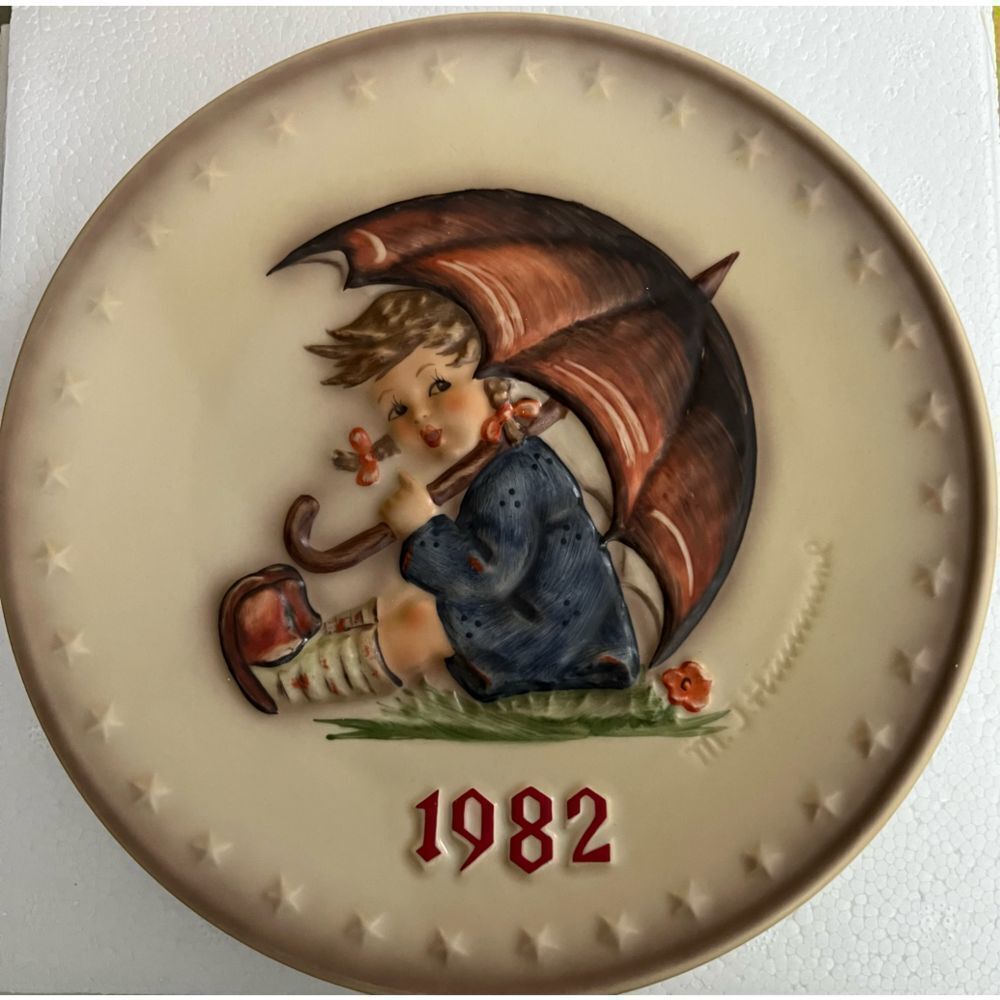 Goebel 1982 M.J. Hummel Annual Plate